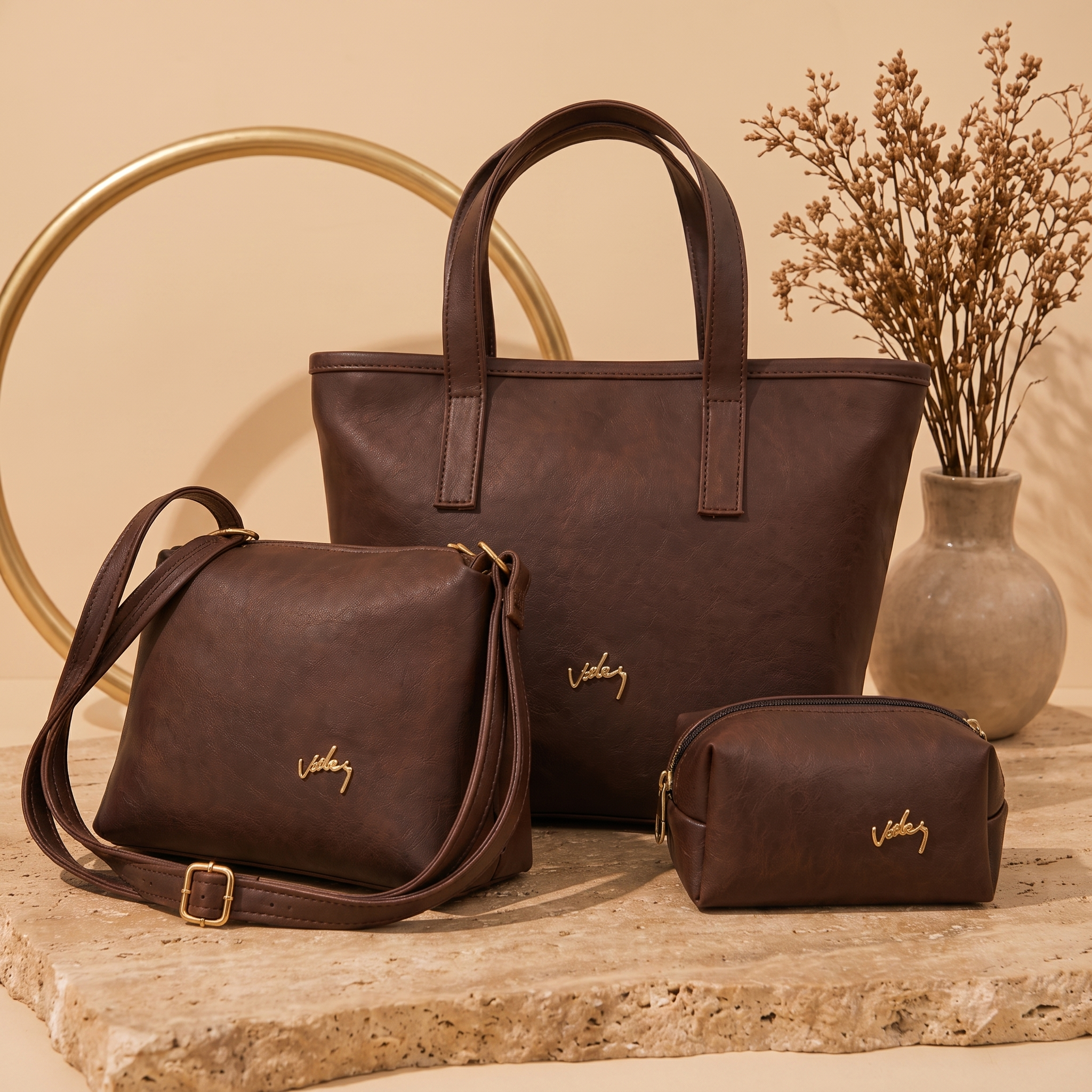 Trío de Bolsos Vélez en Cuero Legítimo – Set 3 en 1 (Bolso, Carriel y Cosmetiquera)